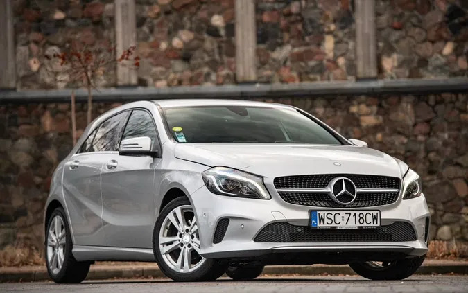 mercedes benz Mercedes-Benz Klasa A cena 65700 przebieg: 99500, rok produkcji 2016 z Sochaczew